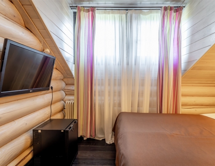 Стандарт с мансардным окном - Эко-отель «Лепота»