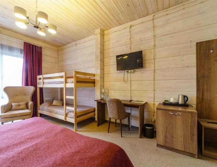 Улучшенный с двухъярусной кроватью - Эко-отель «Лепота»